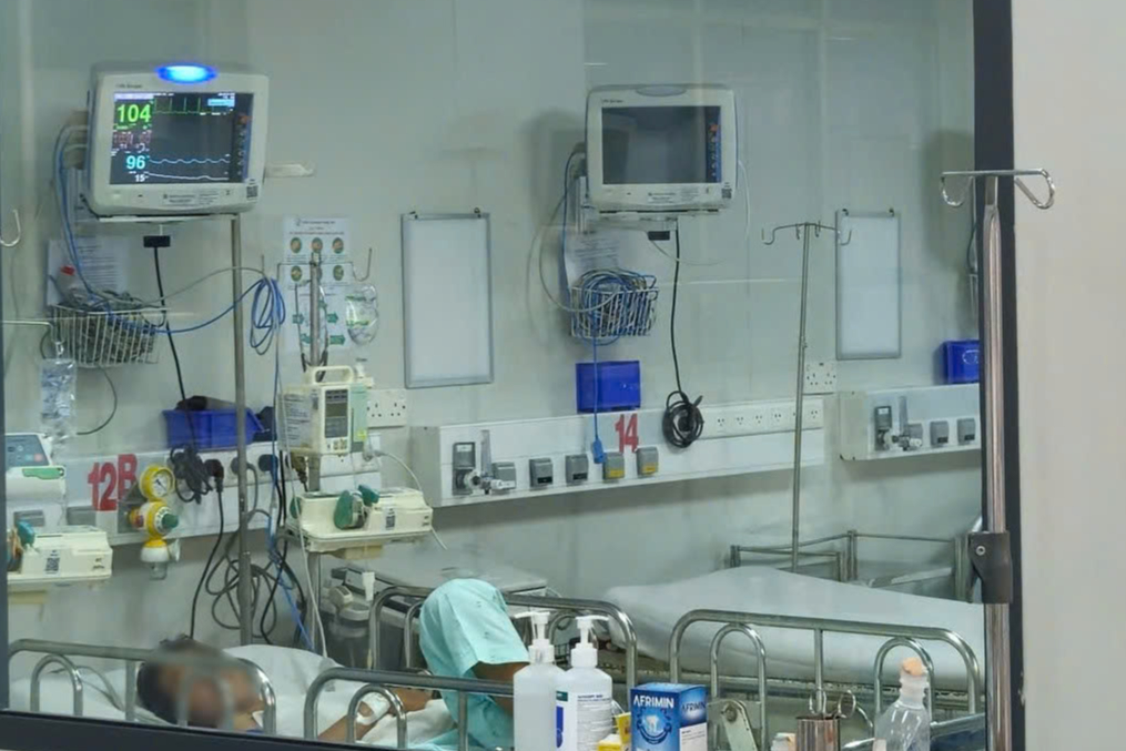 Bé 2 tuổi tử vong do não mô cầu thể tối cấp tại TPHCM- Ảnh 1.