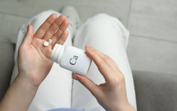 5 loại thực phẩm chức năng không thể thiếu cho phụ nữ sau tuổi 40