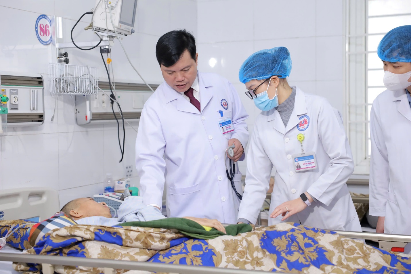 Bệnh viện Y học cổ truyền Nghệ An: 62 năm tự hào và khát vọng vươn xa- Ảnh 1.