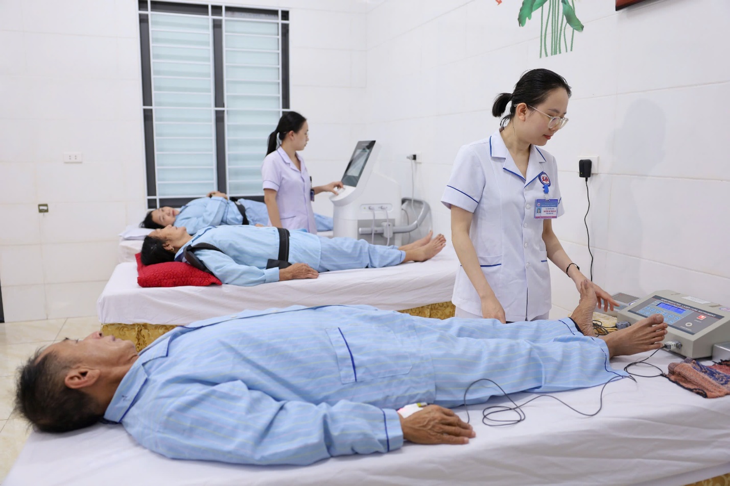 Bệnh viện Y học cổ truyền Nghệ An: 62 năm tự hào và khát vọng vươn xa- Ảnh 3.