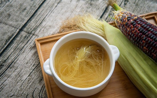 Râu ngô thanh nhiệt, mát gan có nên uống thường xuyên không?