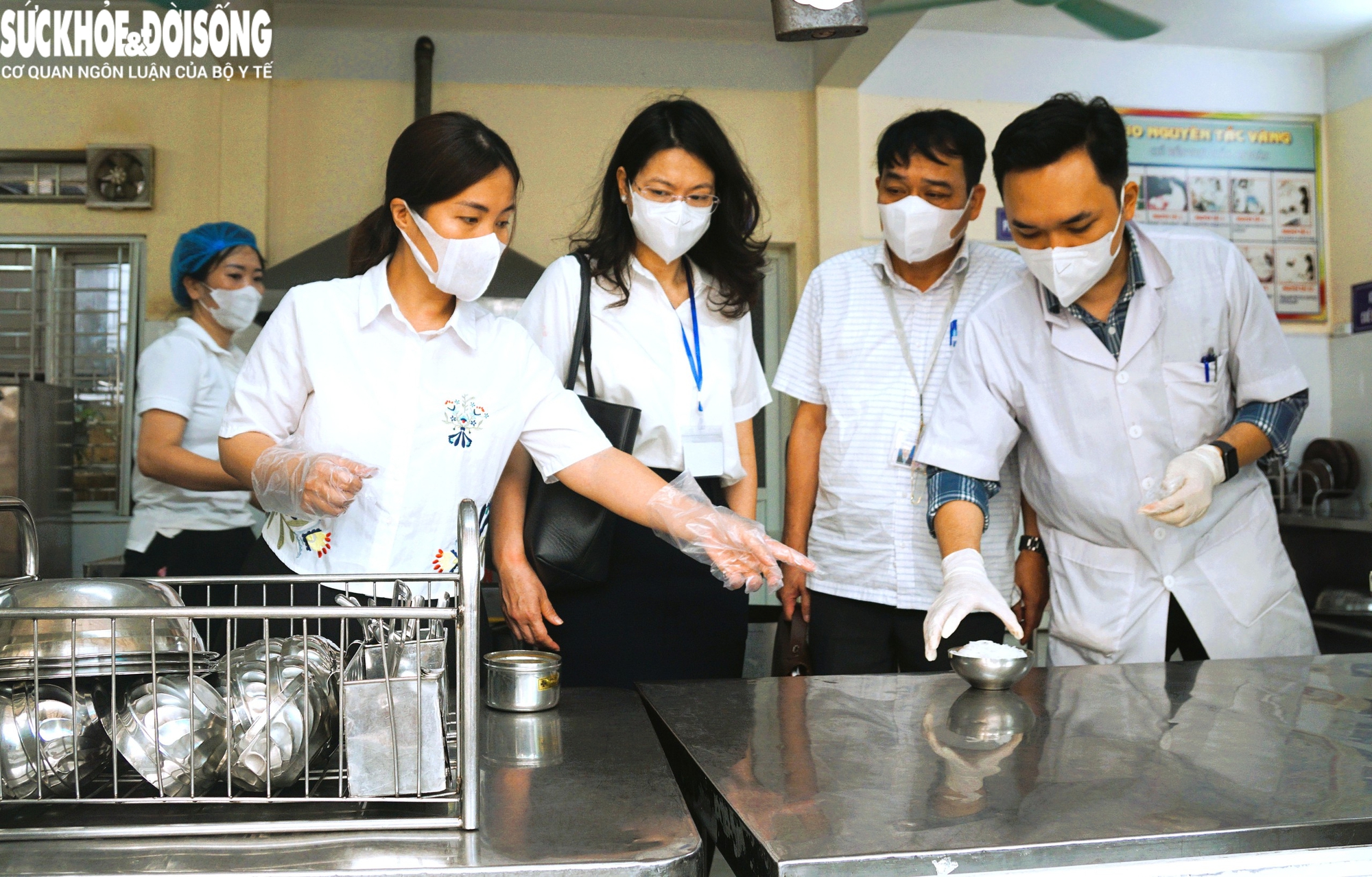 Hải Phòng kiểm tra, phát hiện nhiều cơ sở vi phạm an toàn thực phẩm- Ảnh 2. Hải Phòng kiểm tra, phát hiện nhiều cơ sở vi phạm an toàn thực phẩm- Ảnh 2.