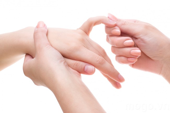 Cách chống lão hóa cho bàn tay ở phụ nữ sau tuổi 30- Ảnh 3.