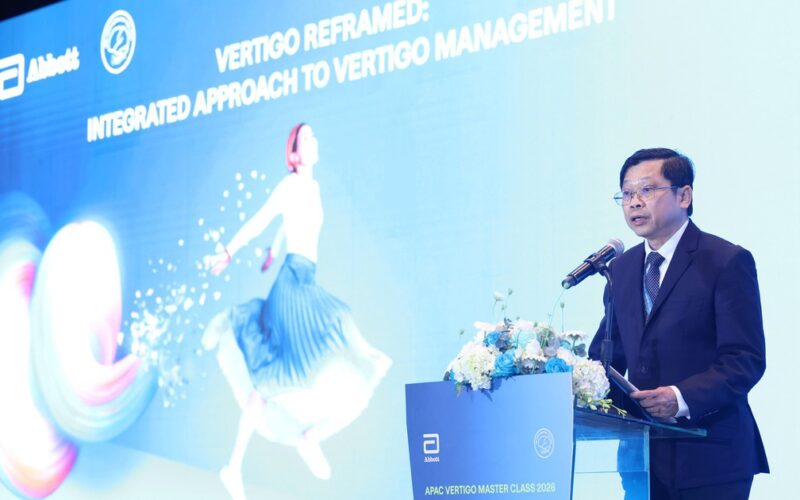Abbott đồng hành nâng cao năng lực điều trị chóng mặt cho đội ngũ y tế