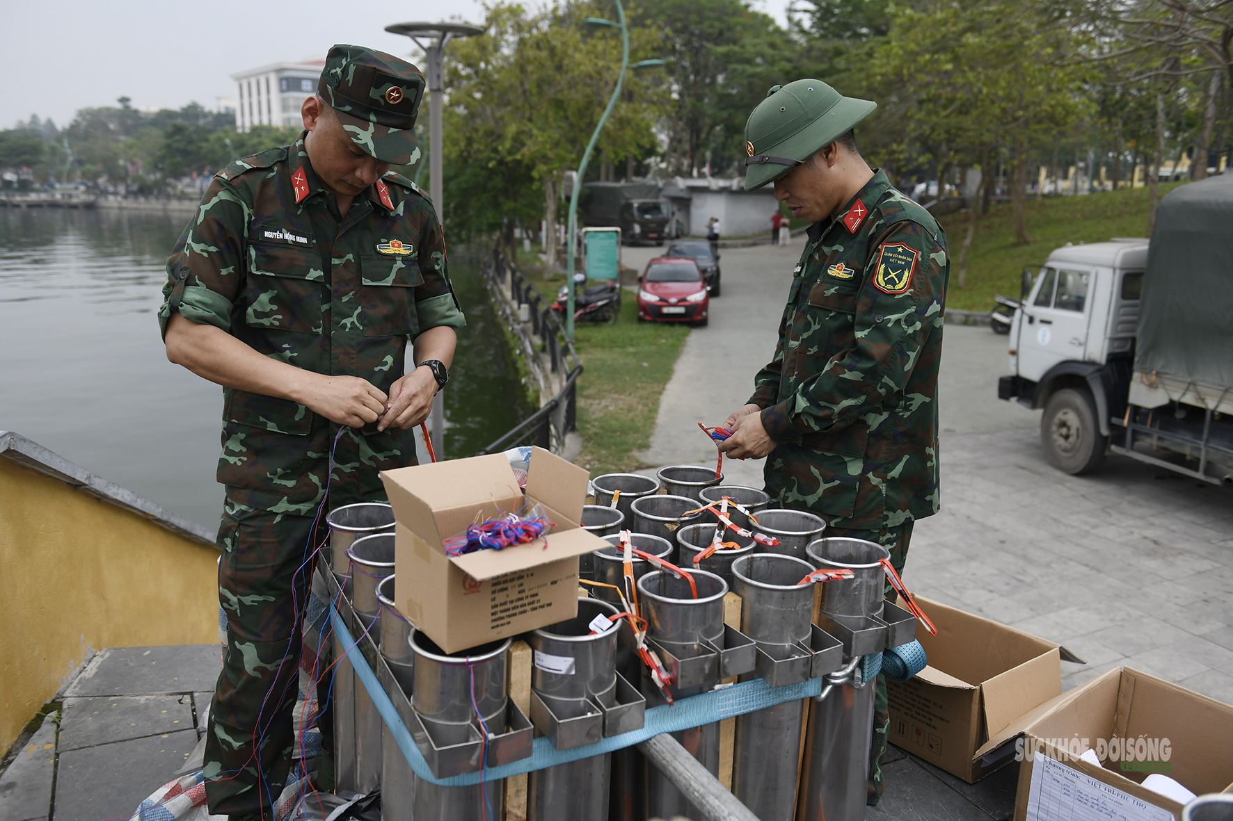 Sẵn sàng cho màn pháo hoa rực sáng Đất Tổ- Ảnh 8. Sẵn sàng cho màn pháo hoa rực sáng Đất Tổ- Ảnh 8.