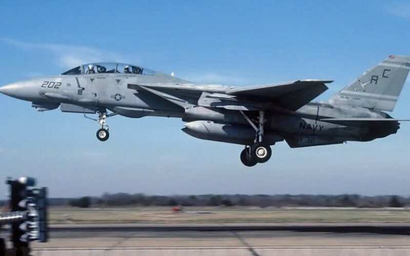 Tiêm kích F-14 từng bị Mỹ ‘khai tử’ nay có cơ hội trở lại