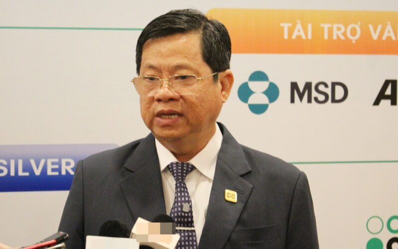Xu hướng mới trong điều trị ung thư: Kết hợp AI và y học cổ truyền