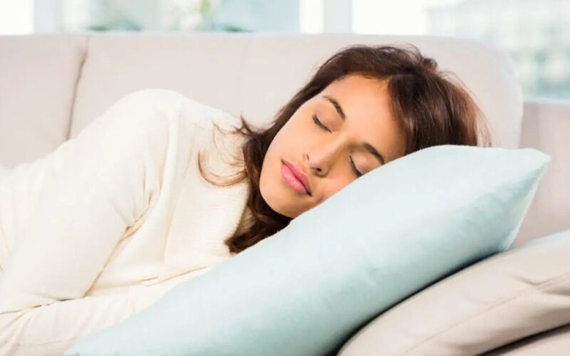Cách ngủ trưa đúng để phục hồi não bộ