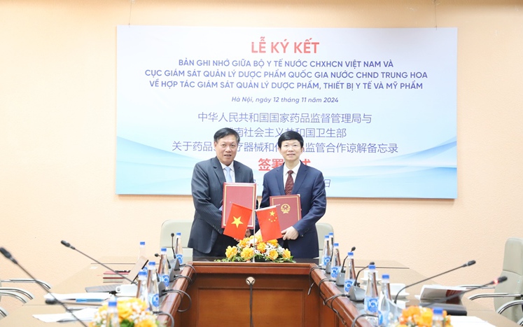 Thứ trưởng Trần Văn Thuấn làm việc với Uỷ ban Y tế và Sức khoẻ Thành phố Trùng Khánh, Trung Quốc- Ảnh 4.