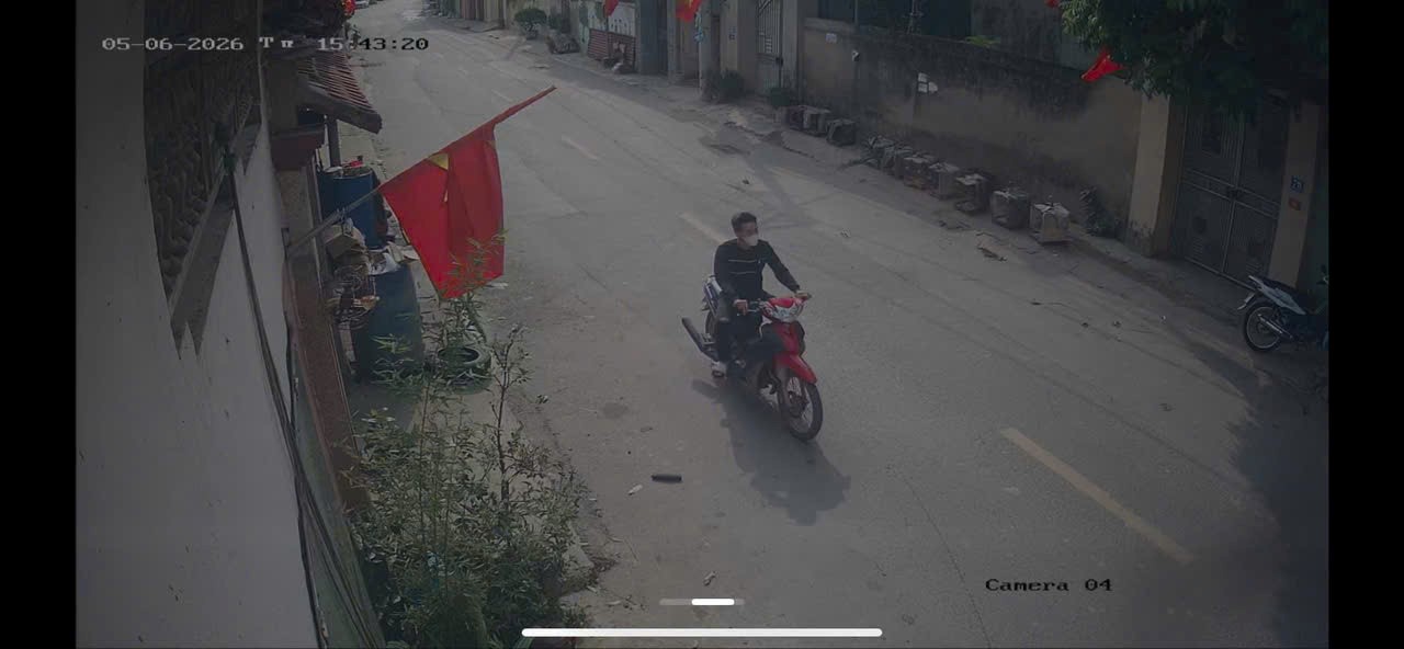 'Siêu trộm' 2 tiền án chuyên đột nhập nhà dân vào buổi chiều tà- Ảnh 1.