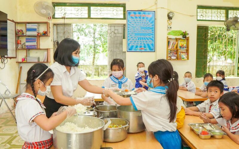 Cơ cấu bữa ăn hợp lý cho học sinh