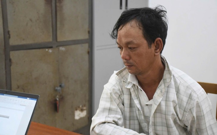 Khởi tố, bắt tạm giam 4 thanh niên dùng dao, vỏ chai bia đánh người gây thương tích- Ảnh 2.