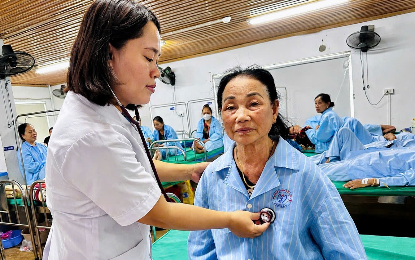 Sự thật phía sau những gói thuốc nam gia truyền ‘uống vào là khỏi’- Ảnh 4.