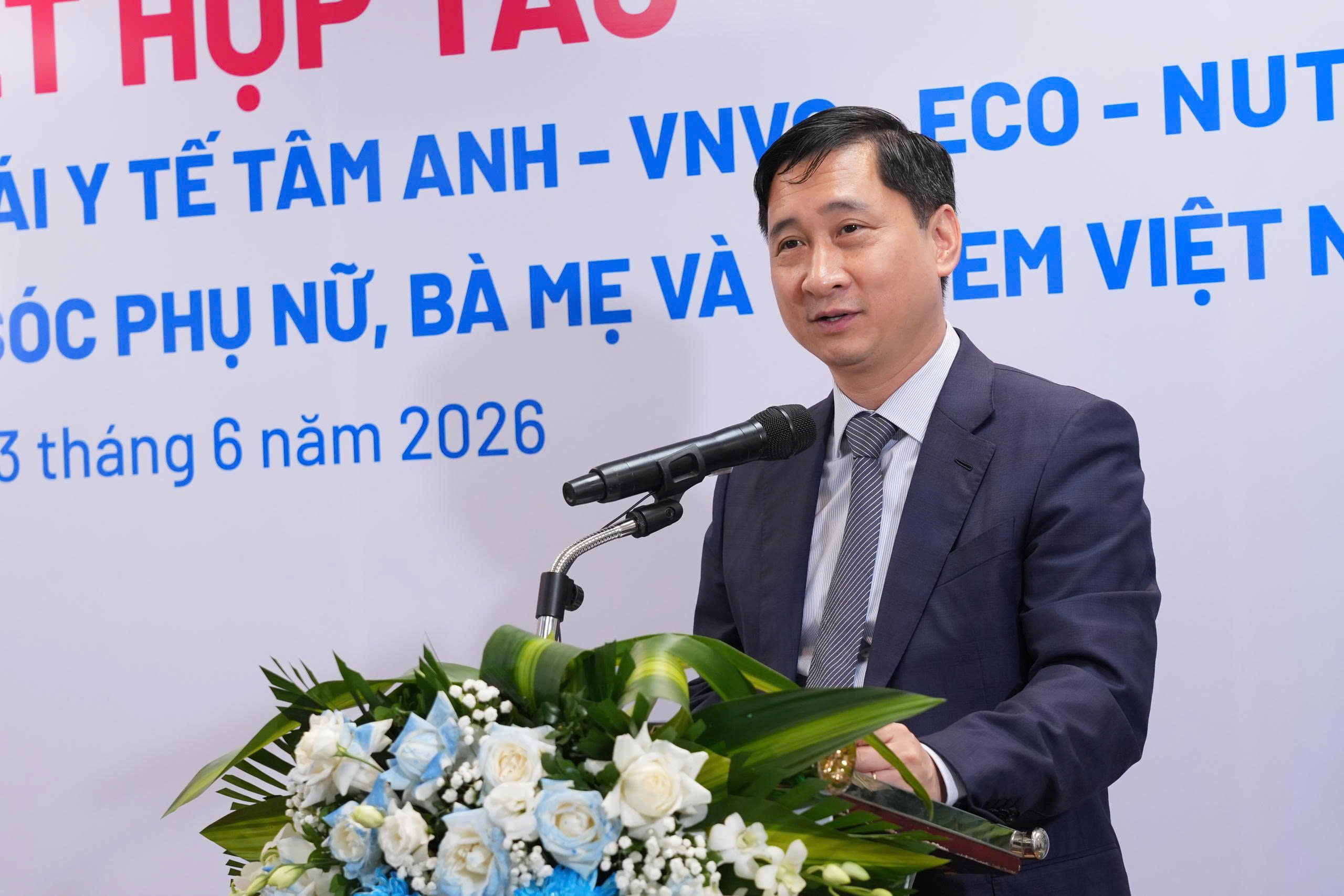 Thứ trưởng Nguyễn Tri Thức: Công tác bà mẹ, trẻ em không chỉ là chăm sóc y tế- Ảnh 4.