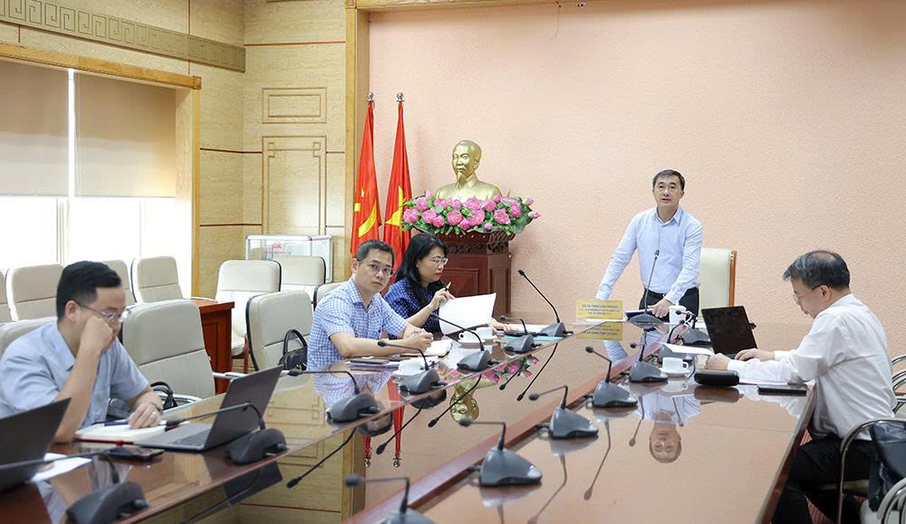 Thứ trưởng Trần Văn Thuấn: Hội đồng Y khoa Quốc gia đẩy nhanh tiến độ chuẩn bị kỳ kiểm tra đánh giá năng lực hành nghề bác sĩ- Ảnh 5.