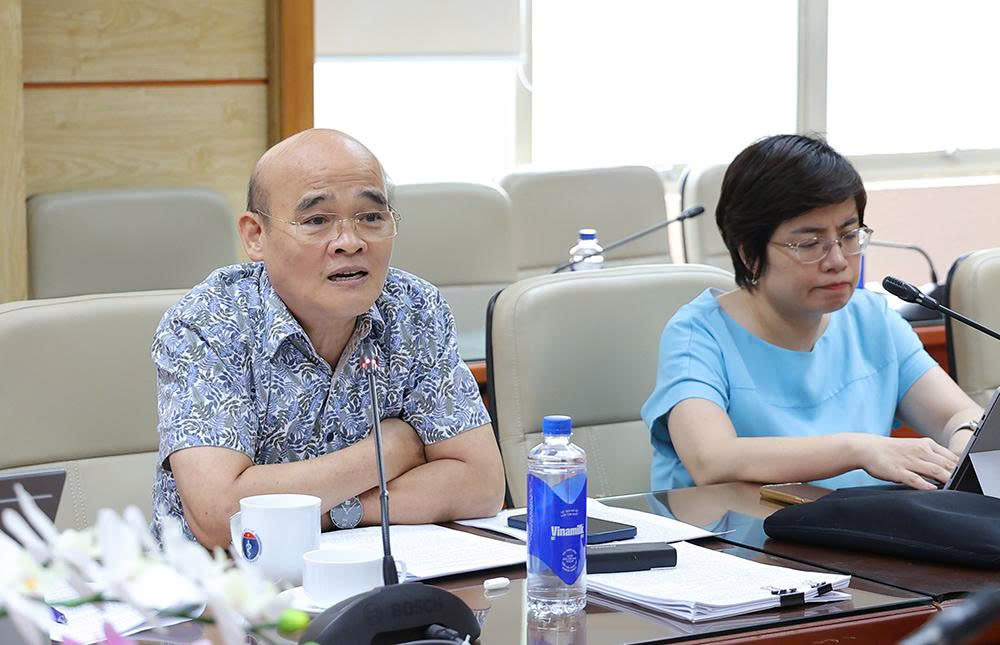 Thứ trưởng Đỗ Xuân Tuyên: Hoàn thiện Luật An toàn thực phẩm theo hướng minh bạch, khả thi, giảm gánh nặng thủ tục - Ảnh 3.