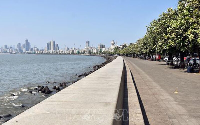 Ấn Độ: Nhiều người sốc nhiệt, tử vong do nắng nóng gần chạm ngưỡng 50 độ C