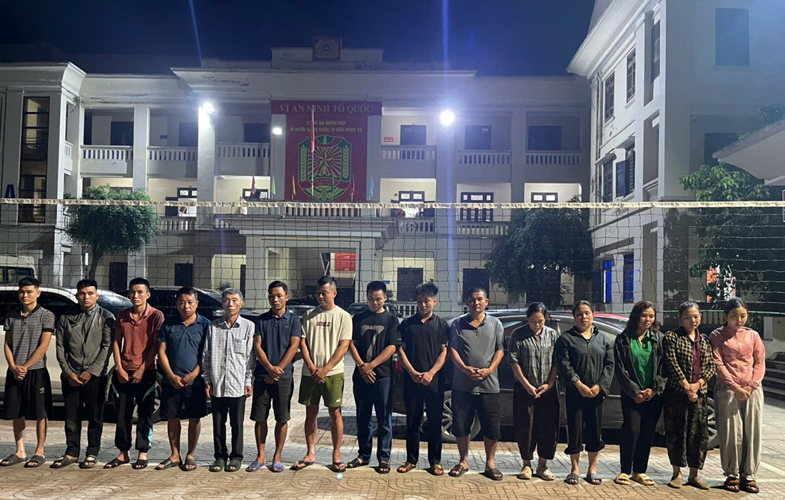 Vây bắt sòng bạc xóc đĩa trong rừng- Ảnh 1.