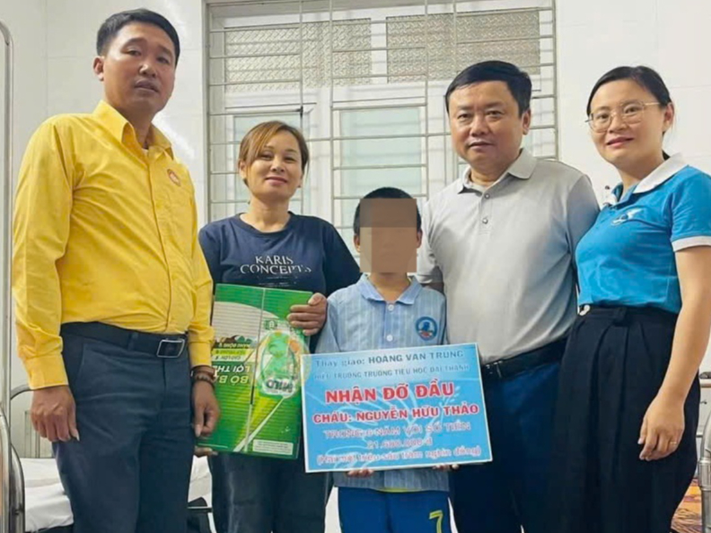 Bé trai nghi bị bạo hành ở Nghệ An được điều trị, hỗ trợ toàn diện- Ảnh 3.