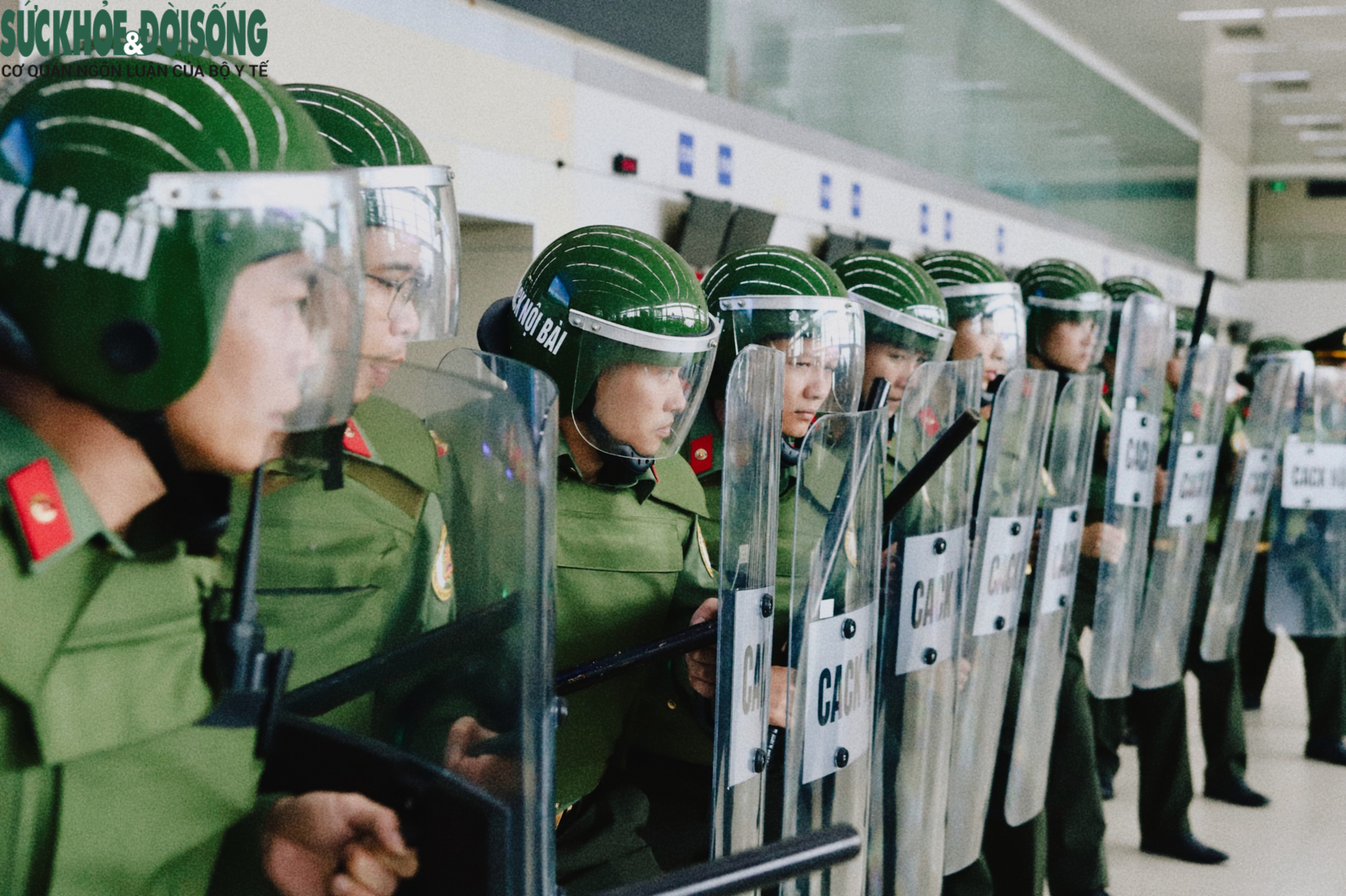 Diễn tập xử lý tình huống khẩn nguy an ninh sân bay- Ảnh 7.