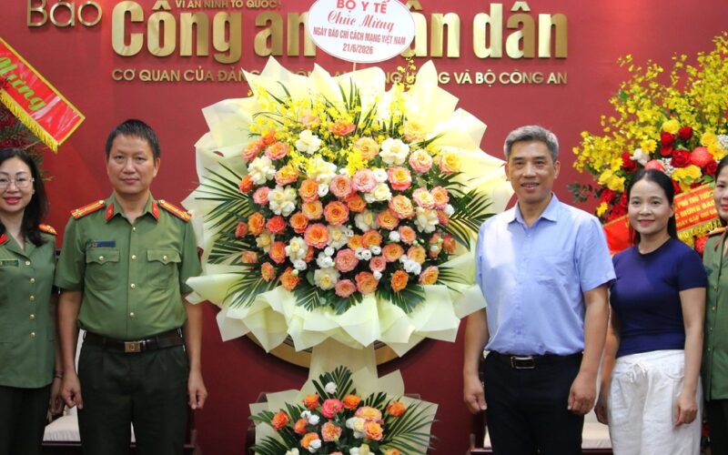 Bộ Y tế chúc mừng Báo Đại Đoàn Kết và Báo Công an Nhân dân nhân Kỷ niệm 101 năm Ngày Báo chí Cách mạng Việt Nam