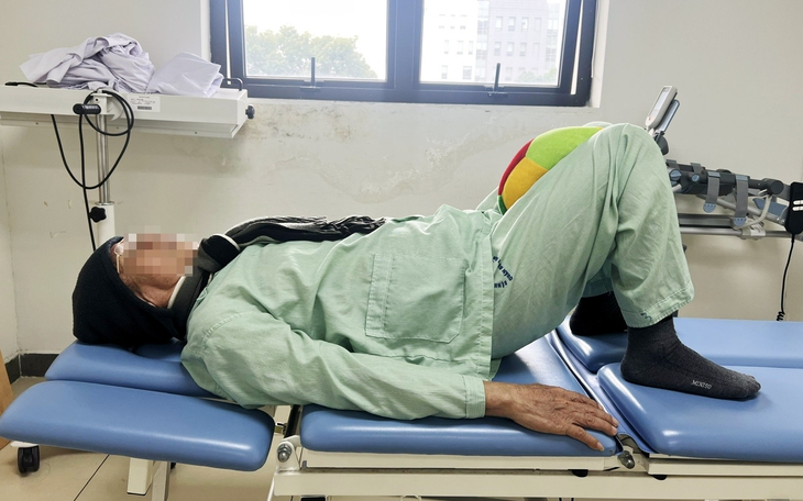 Hành trình phẫu thuật khối u hắc tố tại bệnh viện: Câu chuyện cảm động của bé trai 7 tuổi - Ảnh 4.