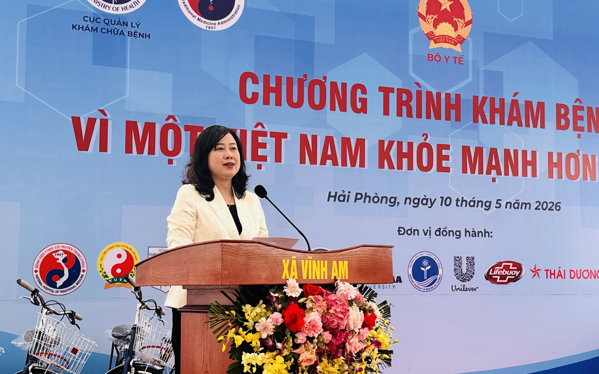 Bộ trưởng Đào Hồng Lan dự chương trình khám bệnh miễn phí "Vì một Việt Nam khỏe mạnh hơn 2026" tại Hải Phòng