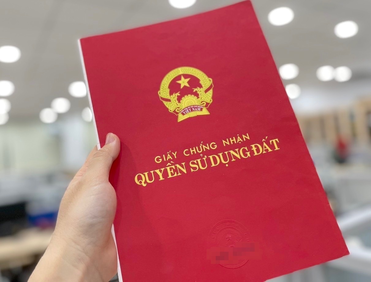 Hộ gia đình, cá nhân xin cấp sổ đỏ lần đầu ở đâu?- Ảnh 1.