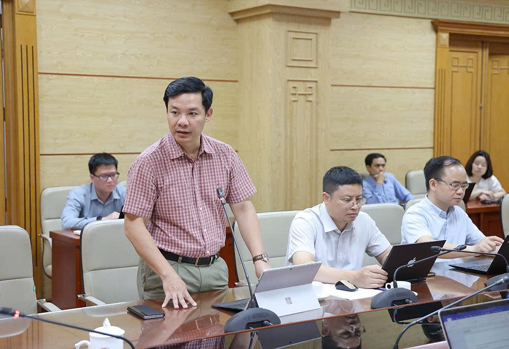 Bộ Y tế yêu cầu các đơn vị báo cáo tiến độ chuyển đổi số hằng tuần- Ảnh 2.