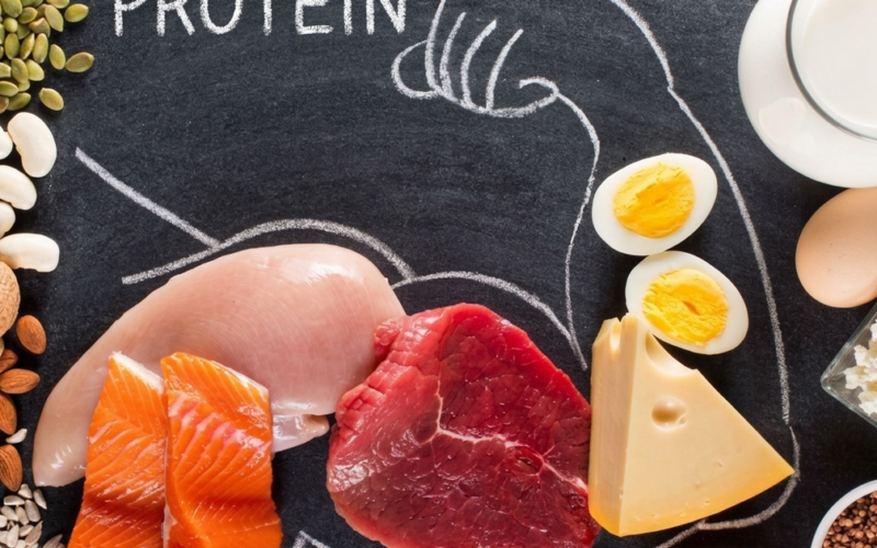 5 dấu hiệu cảnh báo thiếu protein nghiêm trọng