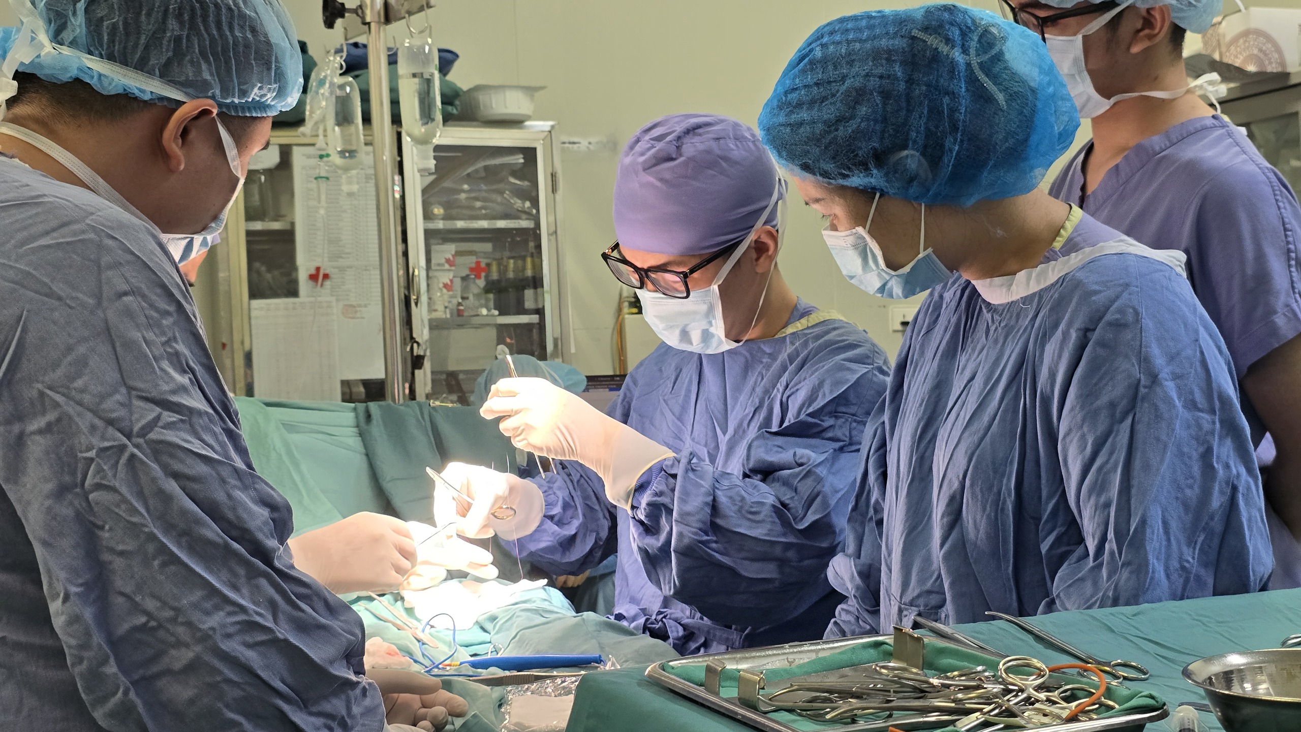 Trẻ bị dị tật tiết niệu, sinh dục phát hiện muộn có thể ảnh hưởng sinh sản sau này- Ảnh 2.
