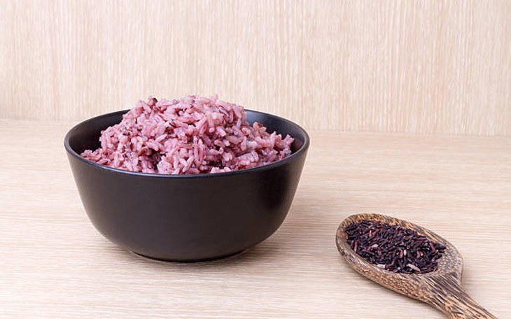 7 thói quen hàng ngày giúp kiểm soát đường huyết tự nhiên - Ảnh 3.
