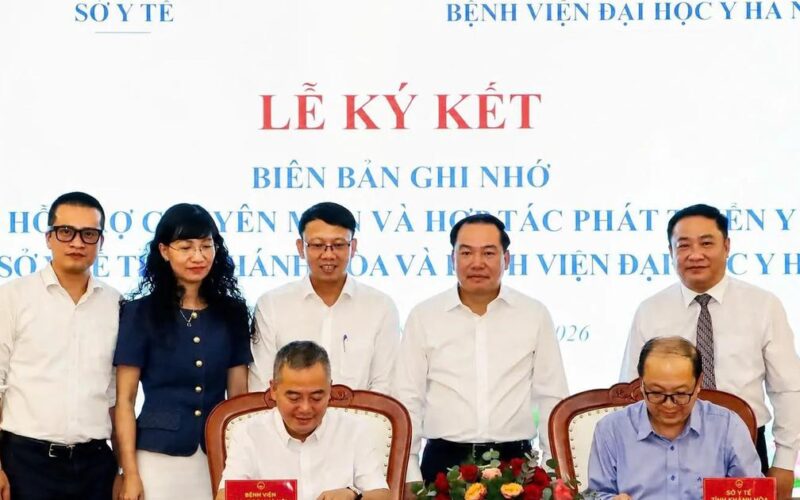 Khánh Hòa hợp tác với Bệnh viện Đại học Y Hà Nội hướng tới nâng cao chất lượng y tế