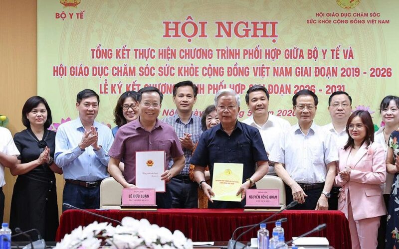 Bộ Y tế và Hội Giáo dục chăm sóc sức khỏe cộng đồng Việt Nam tăng cường phối hợp vì sức khỏe nhân dân