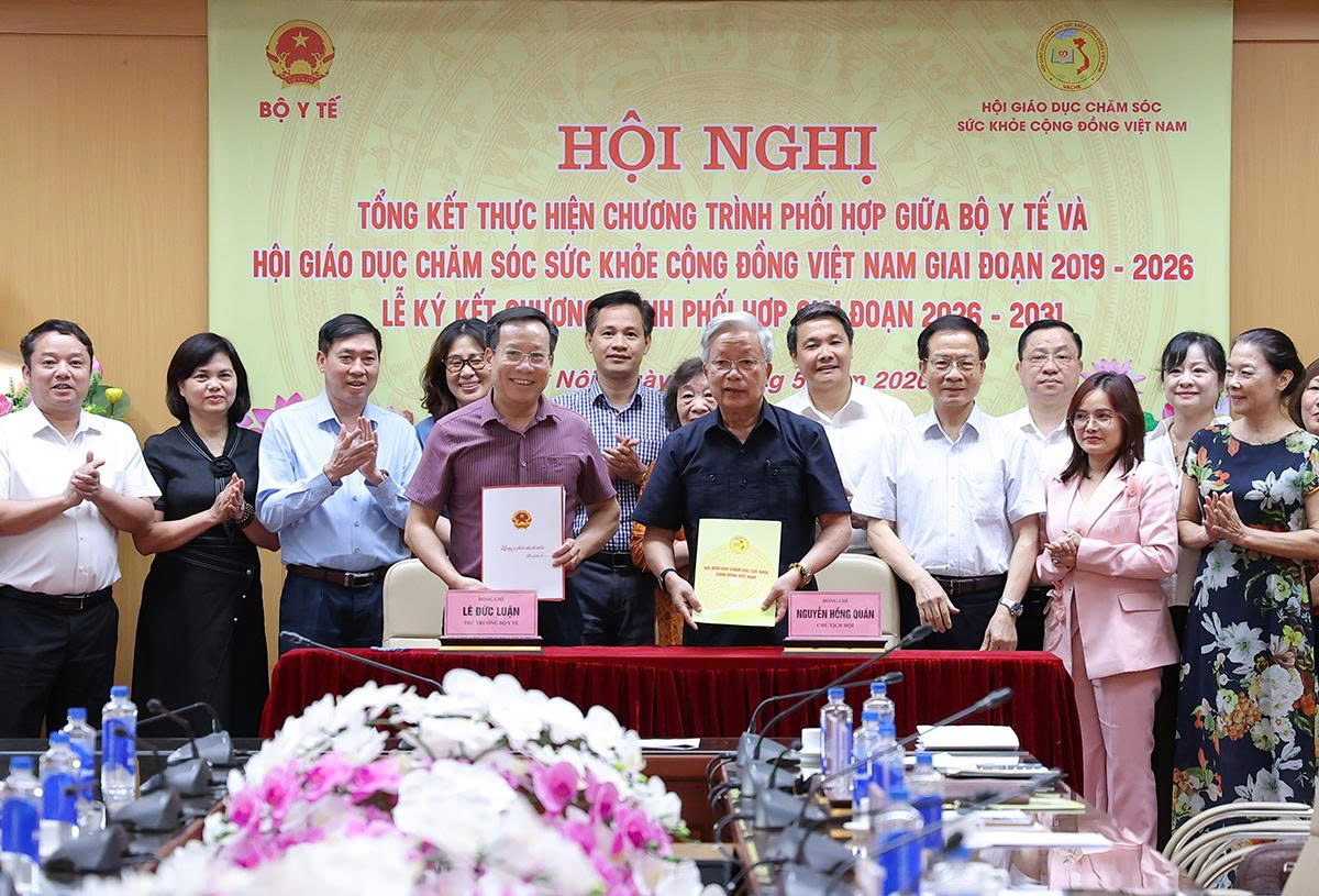 Bộ Y tế và Hội Giáo dục chăm sóc sức khỏe cộng đồng Việt Nam tăng cường phối hợp vì sức khỏe nhân dân- Ảnh 12.