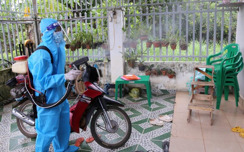 Nhiều chính sách mới hỗ trợ người học ngành y tế dự phòng từ 1/7/2026