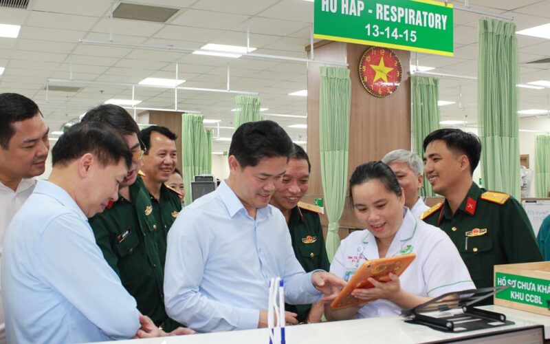 Thứ trưởng Thường trực Vũ Mạnh Hà: Phát huy thế mạnh, đưa Bệnh viện Quân y 175 sớm đạt tầm quốc tế