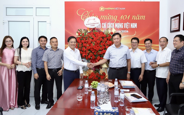 Bộ Y tế chúc mừng Báo Đại Đoàn Kết và Báo Công an Nhân dân nhân Kỷ niệm 101 năm Ngày Báo chí Cách mạng Việt Nam- Ảnh 3.