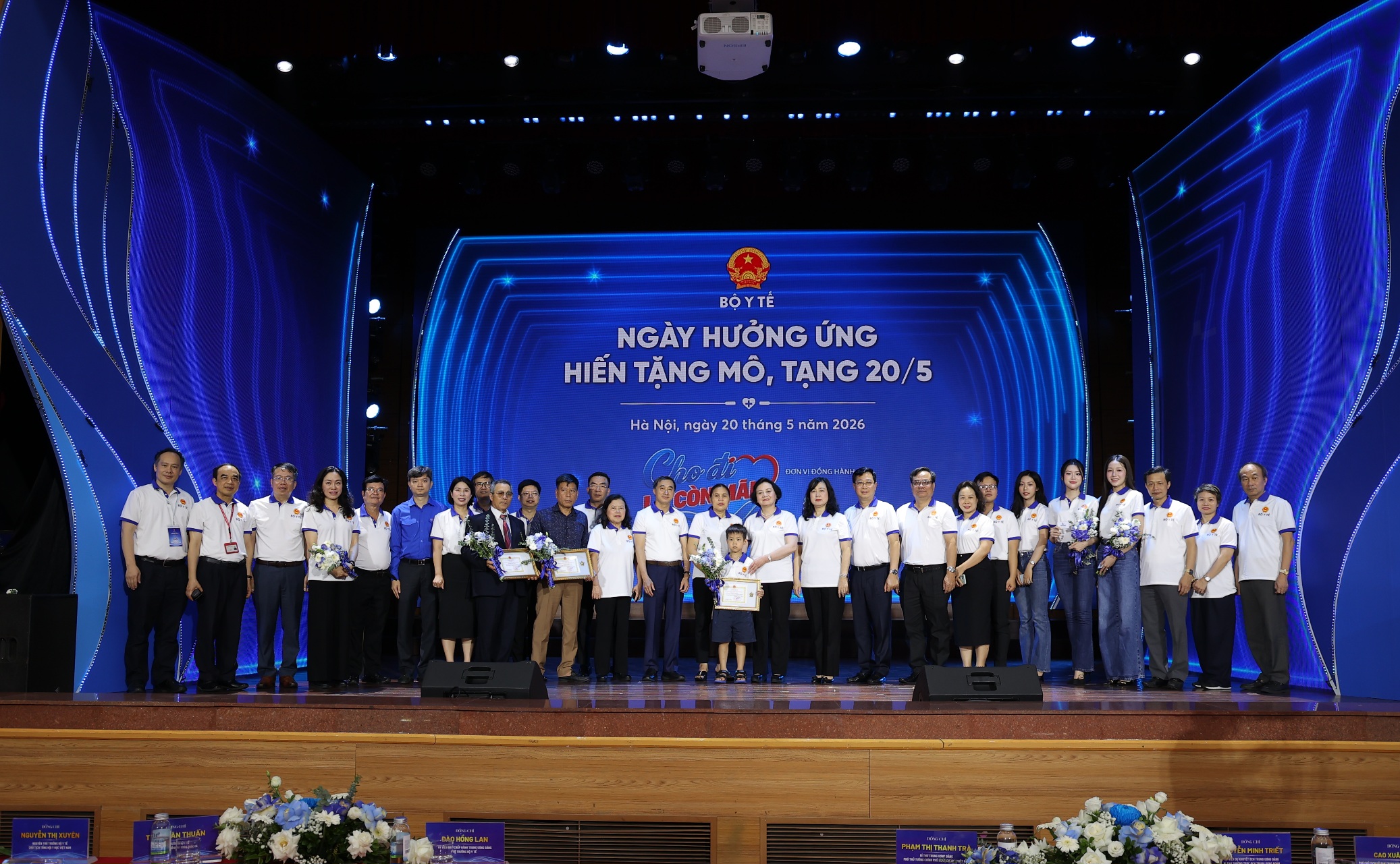 Phó Thủ tướng Phạm Thị Thanh Trà kêu gọi lan tỏa mạnh mẽ phong trào hiến mô, tạng- Ảnh 7.