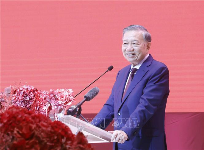 Tổng Bí thư, Chủ tịch nước Tô Lâm gặp gỡ cộng đồng người Việt Nam tại Thái Lan- Ảnh 2.