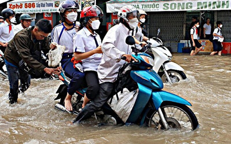 Mùa thi gặp mùa mưa: Các địa phương được yêu cầu không để xảy ra điều này
