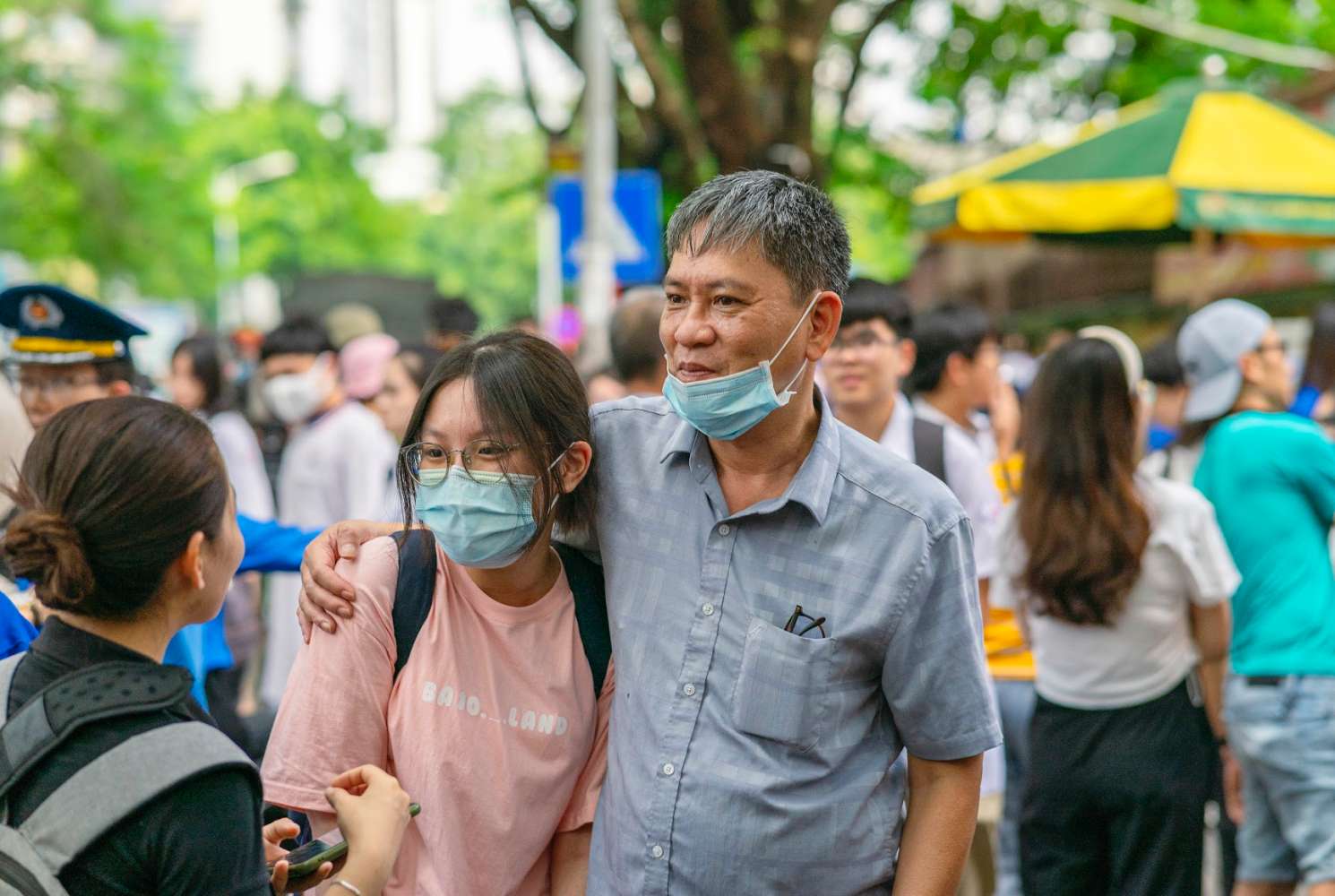 Thông tin mới nhất về thời tiết trong 2 ngày diễn ra kỳ thi vào lớp 10 ở Hà Nội- Ảnh 1.