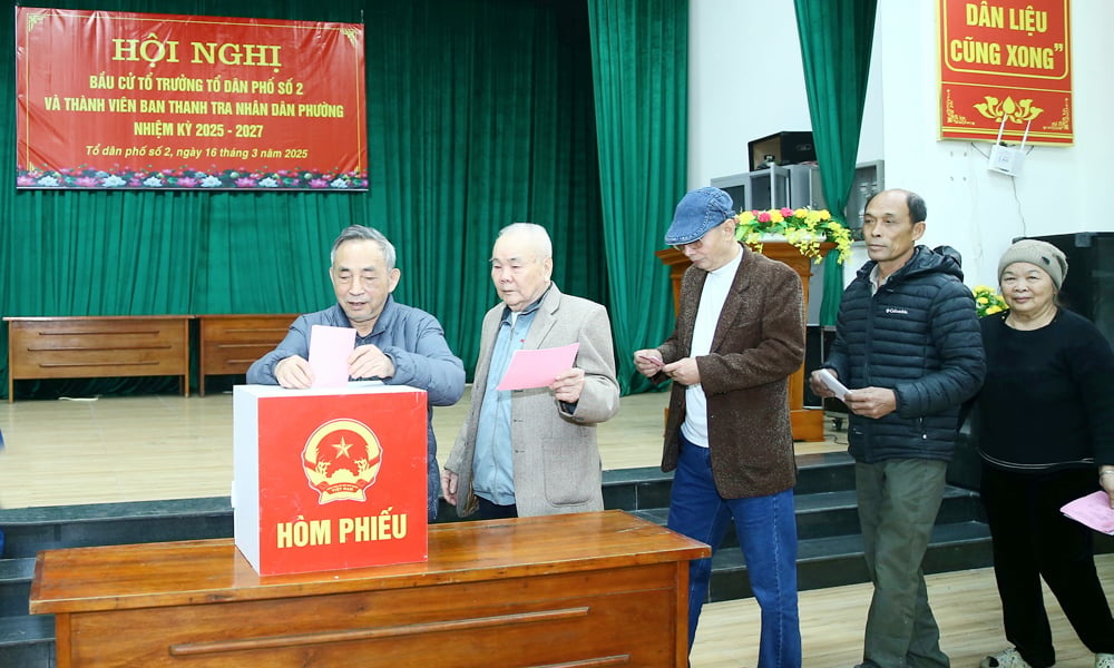 truong-thon-to-truong-to-dan-pho-1780184962307978114850 Người làm Trưởng thôn, Tổ trưởng tổ dân phố phải đáp ứng những tiêu chuẩn nào theo quy định mới nhất?- Ảnh 1.