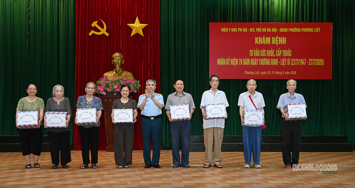 Chăm sóc sức khỏe cho gia đình chính sách, người có công hướng tới 'Tháng tri ân'- Ảnh 2.