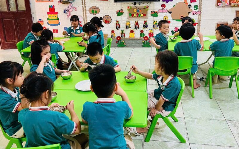Nỗ lực nâng cao chất lượng dinh dưỡng học đường tại Trường Mầm non Linh Sơn