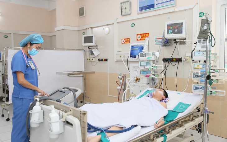 Bé trai 12 tuổi đuối nước nguy kịch, thoát cửa tử nhờ "thời gian vàng"